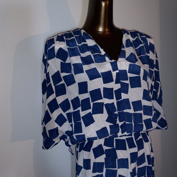 v-neck chiffon kimono-style geometric-print dress, vintage 1970s-1980s - Picture 3 of 16